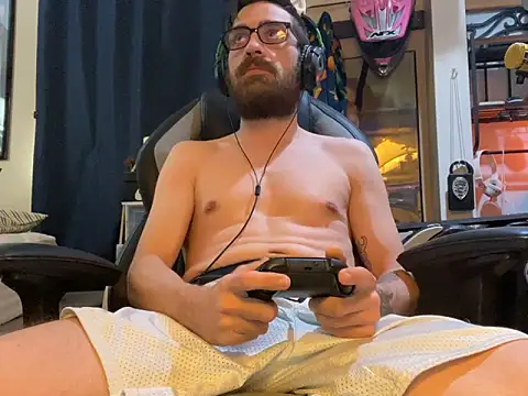 Snapshot of slutty_guy12 chatting on 03/16/25, 10:53 slutty guy12 online show from 03/16/25, 10:53