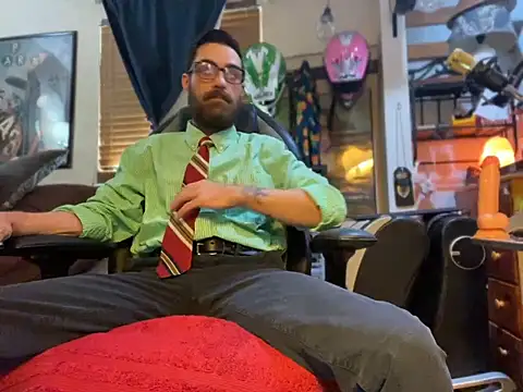 Snapshot of slutty_guy12 chatting on 03/17/25, 07:37 slutty guy12 online show from 03/17/25, 07:37