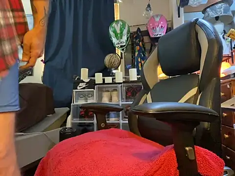 slutty guy12 online show from 03/17/25, 10:38