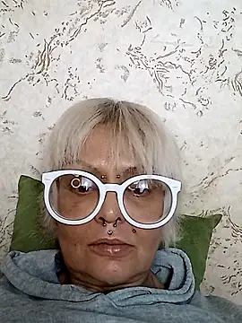 Gardener of Illusions online show from 10/30/25, 10:06