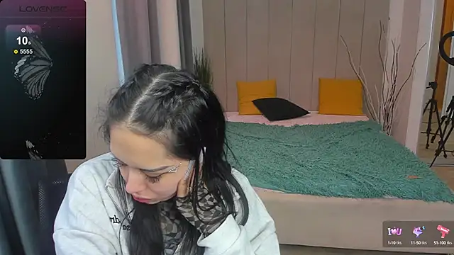 baby  kim online show from 02/05/25, 09:25