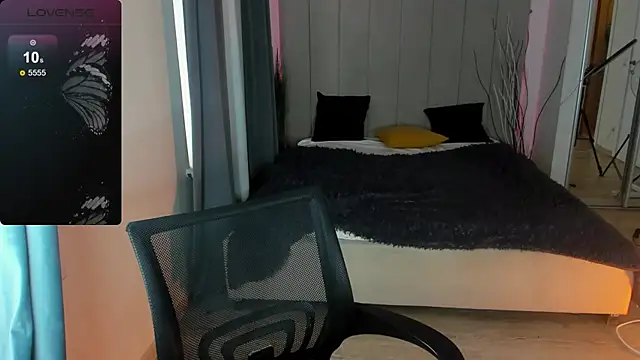 baby  kim online show from 02/17/25, 09:13