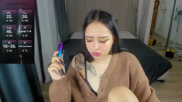 baby  kim online show from 02/25/25, 05:08