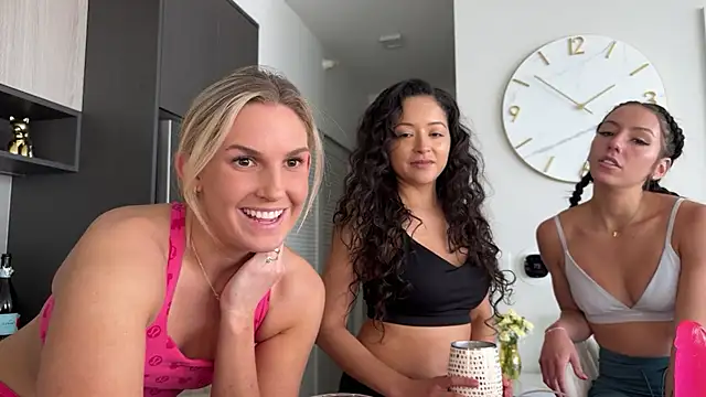 Graciemae baexx online show from 02/19/25, 07:59