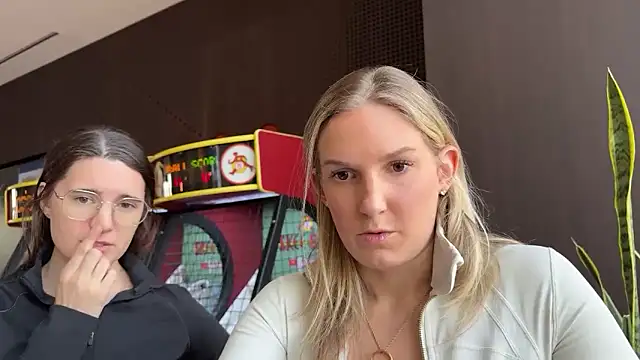 Snapshot of Graciemae_baexx chatting on 02/14/26, 07:43 Graciemae baexx online show from 02/14/26, 07:43