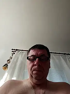 Snapshot of Lisak951 chatting on 06/26/26, 04:39 Lisak951 online show from 06/26/26, 04:39