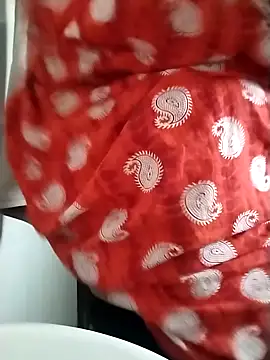 Snapshot of Sexy-Shalinii chatting on 02/18/26, 02:18 Sexy-Shalinii online show from 02/18/26, 02:18