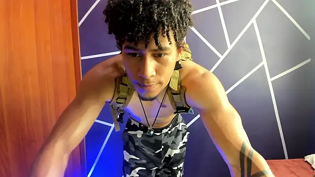 Snapshot of Pendragon1224 chatting on 12/08/24, 02:41 Pendragon1224 online show from 12/08/24, 02:41