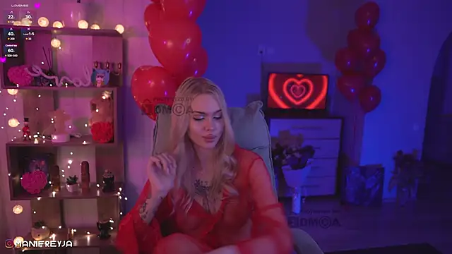 ManiFreyja online show from 02/20/25, 03:45