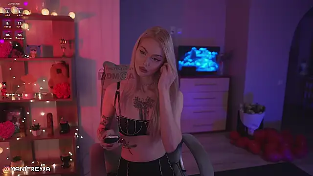 ManiFreyja online show from 03/12/25, 08:10