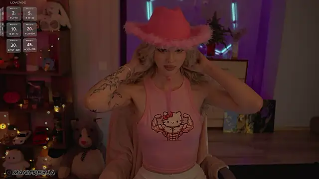 Snapshot of ManiFreyja chatting on 02/19/26, 06:26 ManiFreyja online show from 02/19/26, 06:26