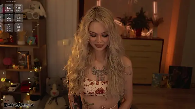 Snapshot of ManiFreyja chatting on 02/20/26, 06:19 ManiFreyja online show from 02/20/26, 06:19