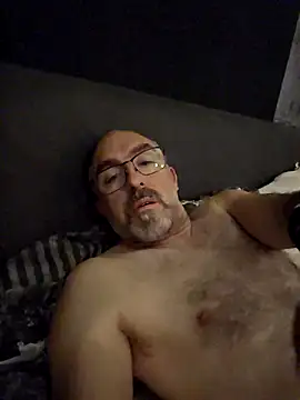 Snapshot of Crosss-23cm chatting on 10/20/25, 07:25 Crosss-23cm online show from 10/20/25, 07:25