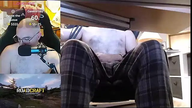 Snapshot of Crosss-23cm chatting on 12/01/25, 06:24 Crosss-23cm online show from 12/01/25, 06:24