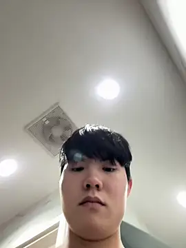 Snapshot of thehornyboyz chatting on 03/04/26, 02:23 thehornyboyz online show from 03/04/26, 02:23