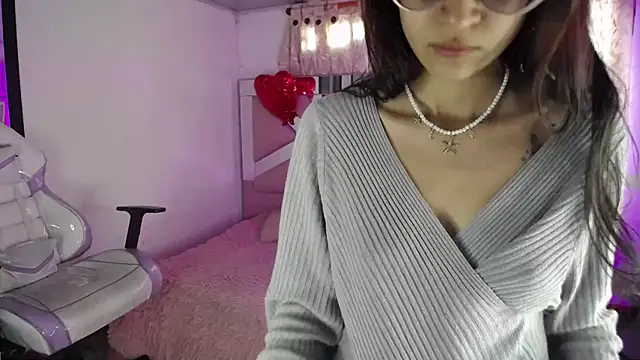 Mia Fischer online show from 02/16/25, 11:59