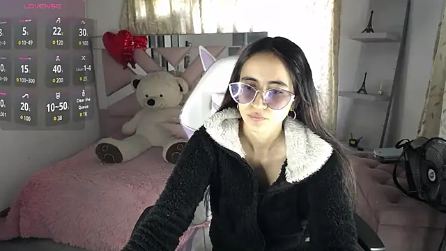 Mia Fischer online show from 02/24/25, 08:47