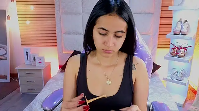 Mia Fischer online show from 06/23/26, 12:36