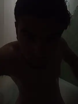 Snapshot of enzis3 chatting on 02/13/26, 02:02 enzis3 online show from 02/13/26, 02:02