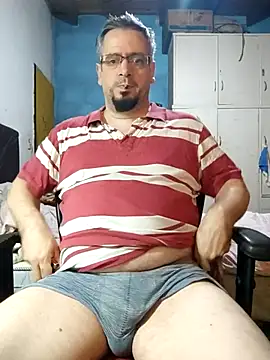 Snapshot of MrBig_2024 chatting on 02/25/25, 08:41 MrBig 2024 online show from 02/25/25, 08:41
