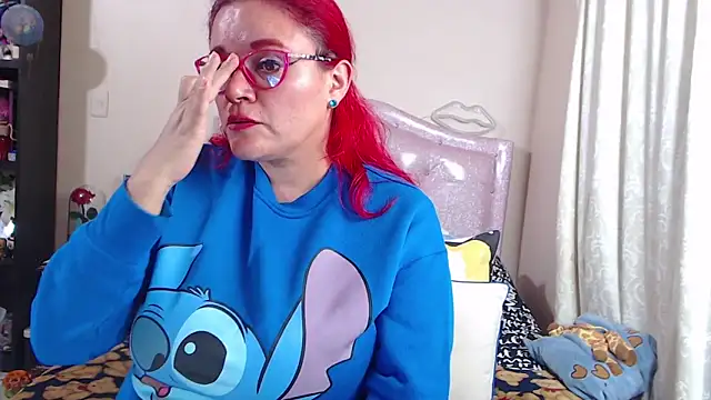 Snapshot of VickyColleman chatting on 03/20/25, 09:59 VickyColleman online show from 03/20/25, 09:59