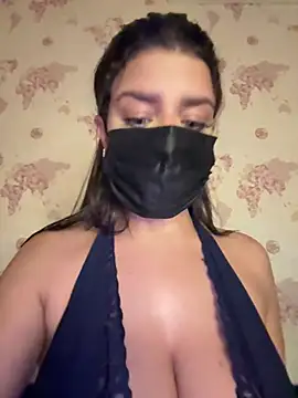 shanelle0 online show from 04/24/26, 03:36