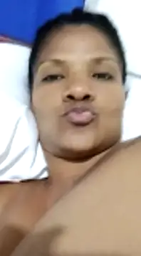 Snapshot of alejandraboobs07 chatting on 12/04/24, 04:32 alejandraboobs07 online show from 12/04/24, 04:32