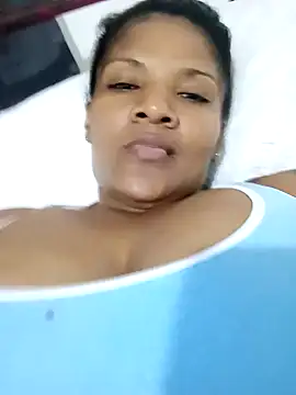 Snapshot of alejandraboobs07 chatting on 12/09/24, 04:01 alejandraboobs07 online show from 12/09/24, 04:01