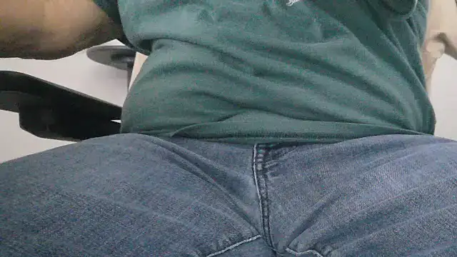 Leo Sanders online show from 02/25/26, 03:21