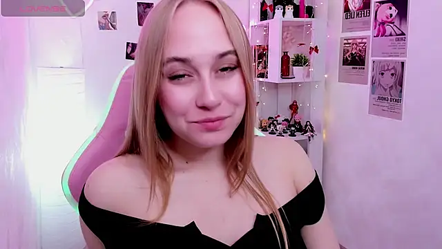 LianaBright online show from 05/06/26, 02:08