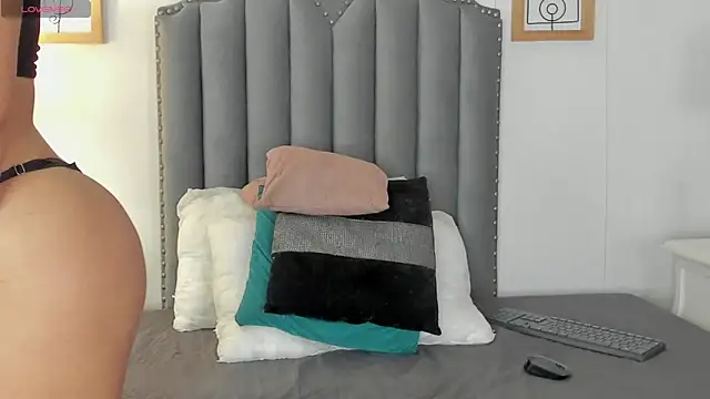 Snapshot of samanta_william chatting on 02/27/25, 03:36 samanta william online show from 02/27/25, 03:36