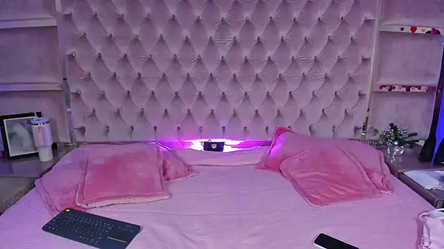 Snapshot of Harii_02 chatting on 02/17/26, 07:53 Harii 02 online show from 02/17/26, 07:53