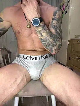 Snapshot of AlexGWoW chatting on 02/24/25, 04:26 AlexGWoW online show from 02/24/25, 04:26