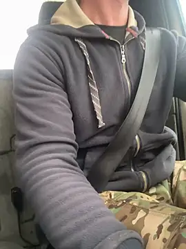 Snapshot of AlexGWoW chatting on 12/19/25, 10:33 AlexGWoW online show from 12/19/25, 10:33