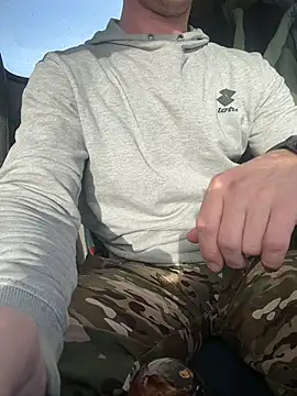 Snapshot of AlexGWoW chatting on 02/18/26, 07:15 AlexGWoW online show from 02/18/26, 07:15