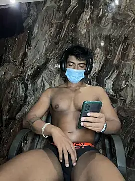 rony6663 online show from 10/29/25, 05:04