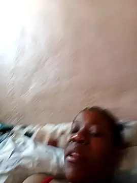 Snapshot of vanie chatting on 01/31/25, 09:59 vanie online show from 01/31/25, 09:59