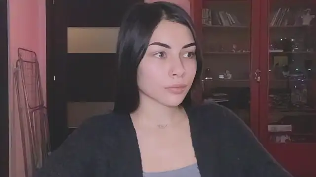 Snapshot of valorant_girl chatting on 02/25/25, 05:36 valorant girl online show from 02/25/25, 05:36