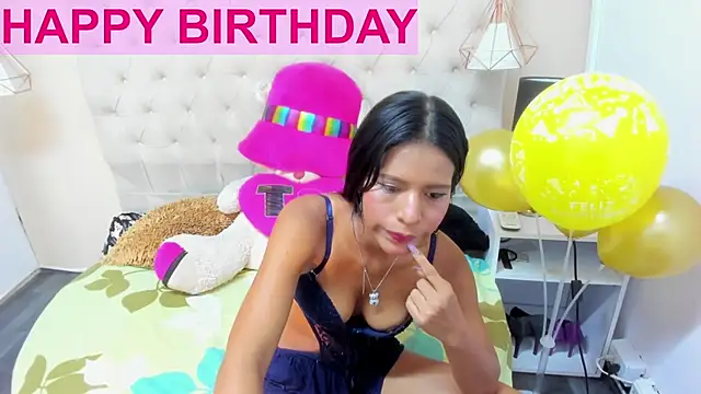 Little Helen online show from 01/22/25, 01:32