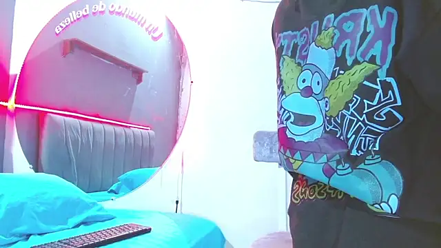 Snapshot of minimi_naty chatting on 02/06/25, 10:21 minimi naty online show from 02/06/25, 10:21