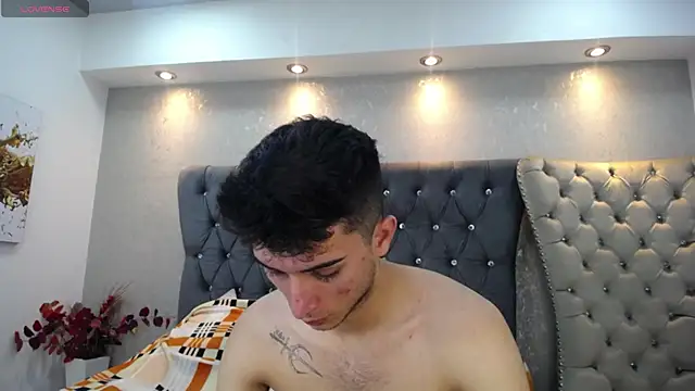 Snapshot of MrWilliseo chatting on 01/29/25, 07:43 MrWilliseo online show from 01/29/25, 07:43