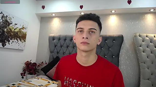 Snapshot of MrWilliseo chatting on 02/21/25, 07:21 MrWilliseo online show from 02/21/25, 07:21