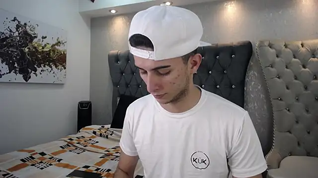 Snapshot of MrWilliseo chatting on 03/03/25, 07:17 MrWilliseo online show from 03/03/25, 07:17