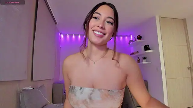 lupejones online show from 10/11/25, 02:00