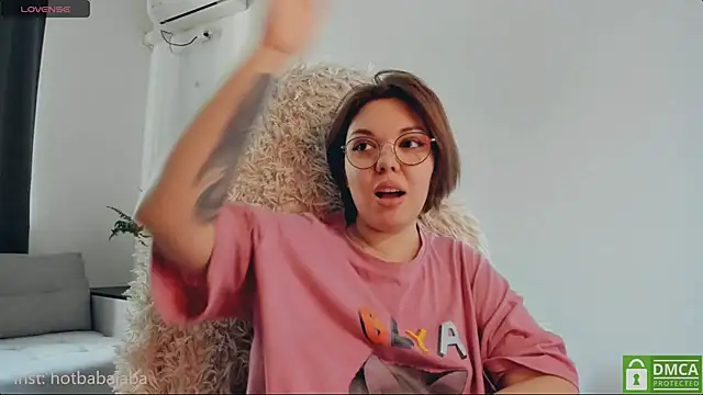 whoa-hoa-hoa-hoa-hoa online show from 02/25/25, 10:15