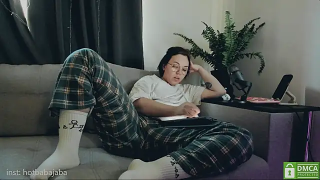 whoa-hoa-hoa-hoa-hoa online show from 02/27/25, 02:32