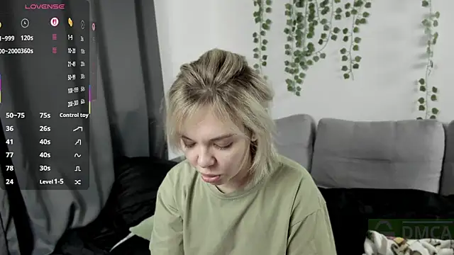 whoa-hoa-hoa-hoa-hoa online show from 10/09/25, 09:46