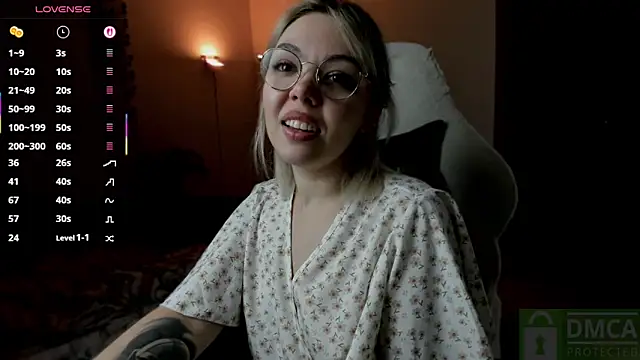 whoa-hoa-hoa-hoa-hoa online show from 10/16/25, 09:05