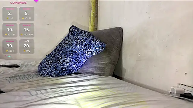 KENDER21  online show from 10/24/25, 08:11