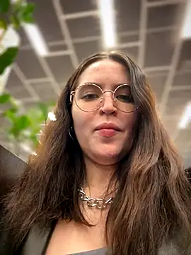 meow girl online show from 11/08/25, 03:12